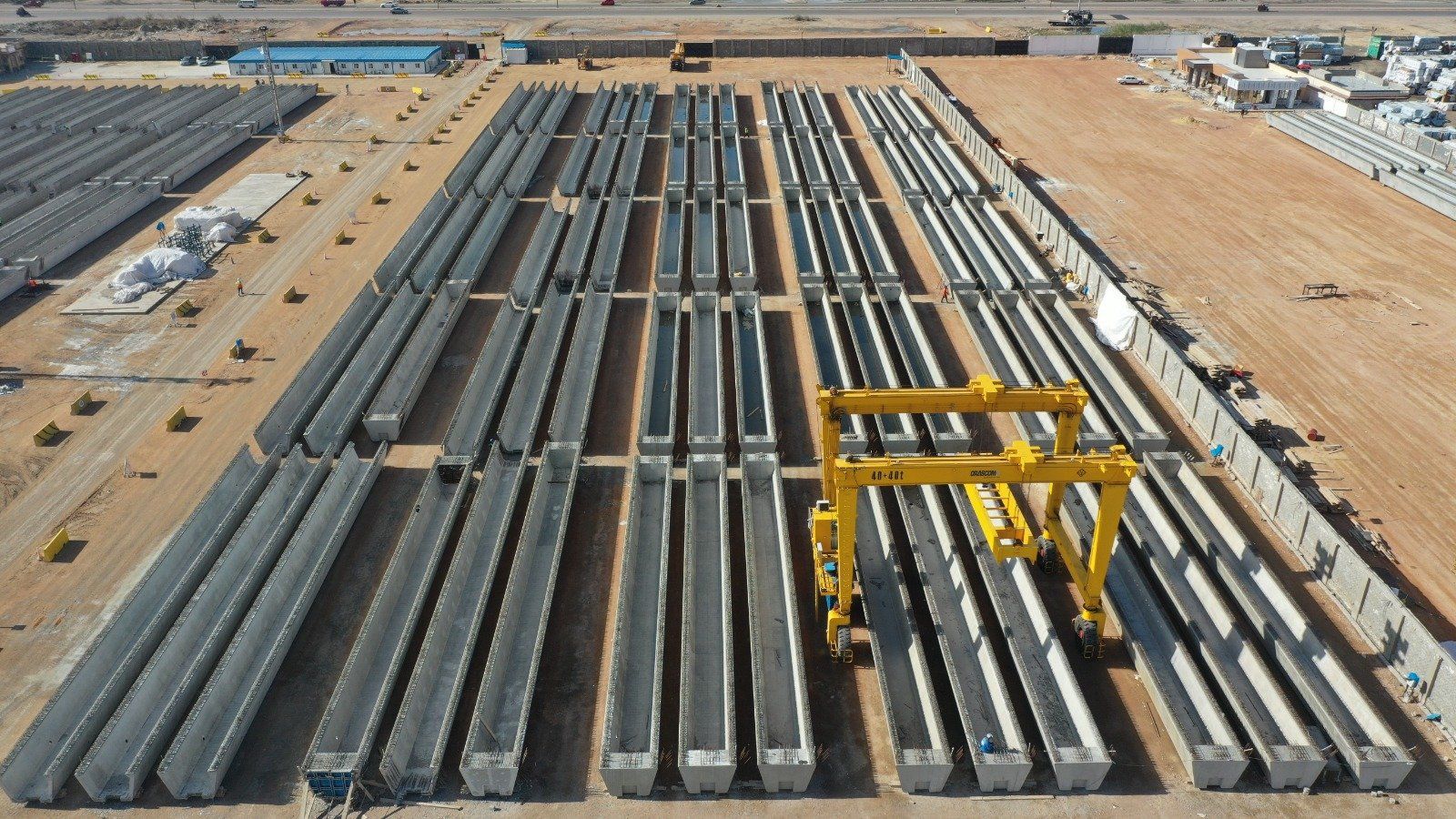 شاهد تركيب الكمرات للمرحلة الأولى من مترو الإسكندرية