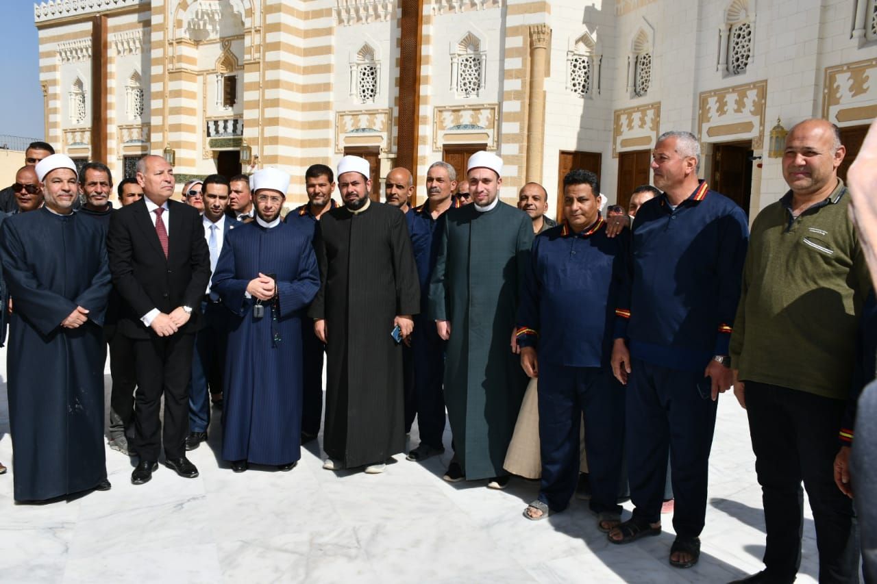جولة تفقدية لوزير الأوقاف ومحافظ القاهرة فى مسجد السيدة نفيسة