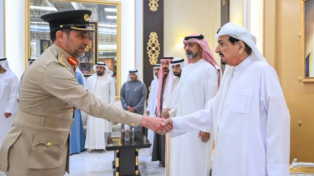 حميد بن راشد يتقبل تعازي سعود بن صقر والشيوخ في وفاة الشيخ سعيد بن راشد النعيمي