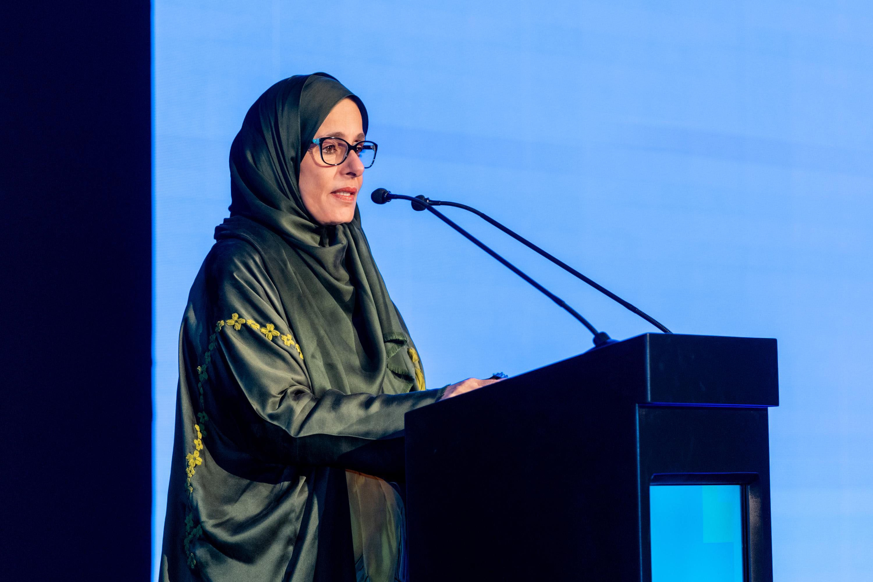 الامارات | جواهر القاسمي تطلق حملة "لأطفال الزيتون" عبر "القلب الكبير" لرعاية ودعم أيتام غزة