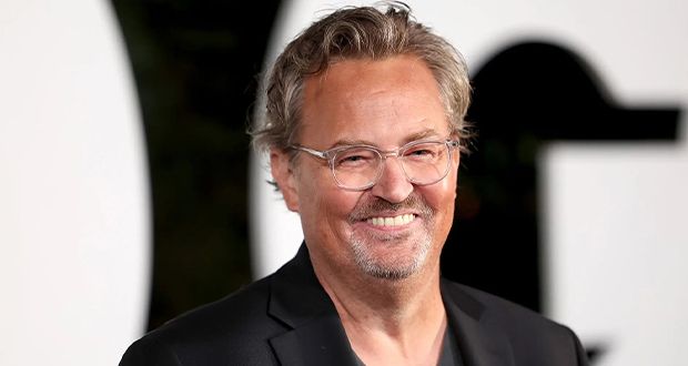 حقن مميتة.. فيلم وثائقي يكشف مفاجآت عن وفاة ماثيو بيري