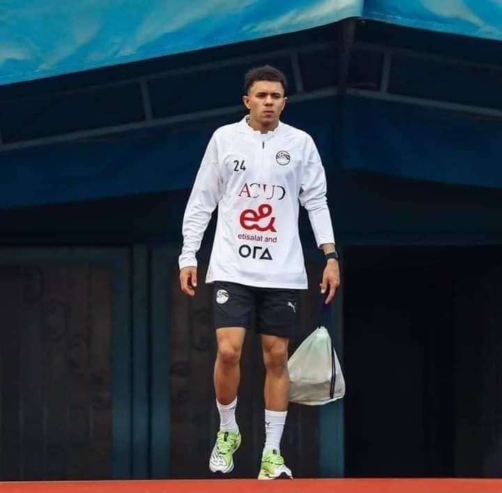 حكاية لاعب من الدرجة الثانية لدوري الأضواء والشهرة.. محمود زلاكة "الدولى"