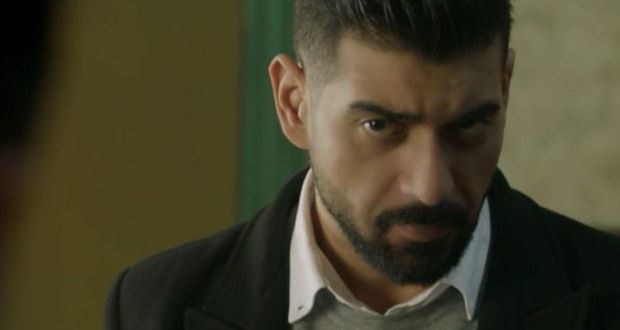 آدم يخرج عن صمته بعد توقيفه في مطار بيروت