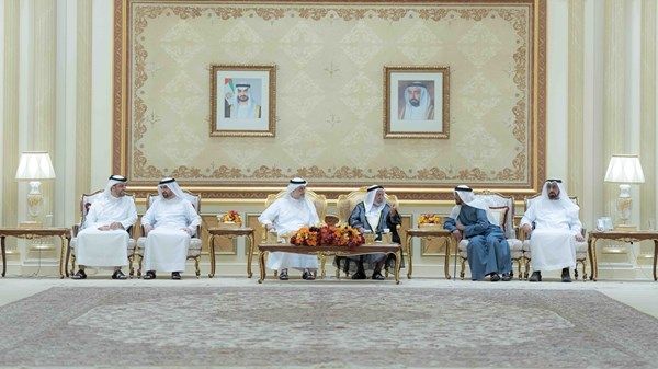 حاكم الشارقة يستقبل المهنئين بشهر رمضان المبارك في قصر البديع