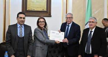 جامعة القاهرة تنظم حفلا لتسليم جوائز الفائزين فى مسابقة شوقي الفنجرى 2024