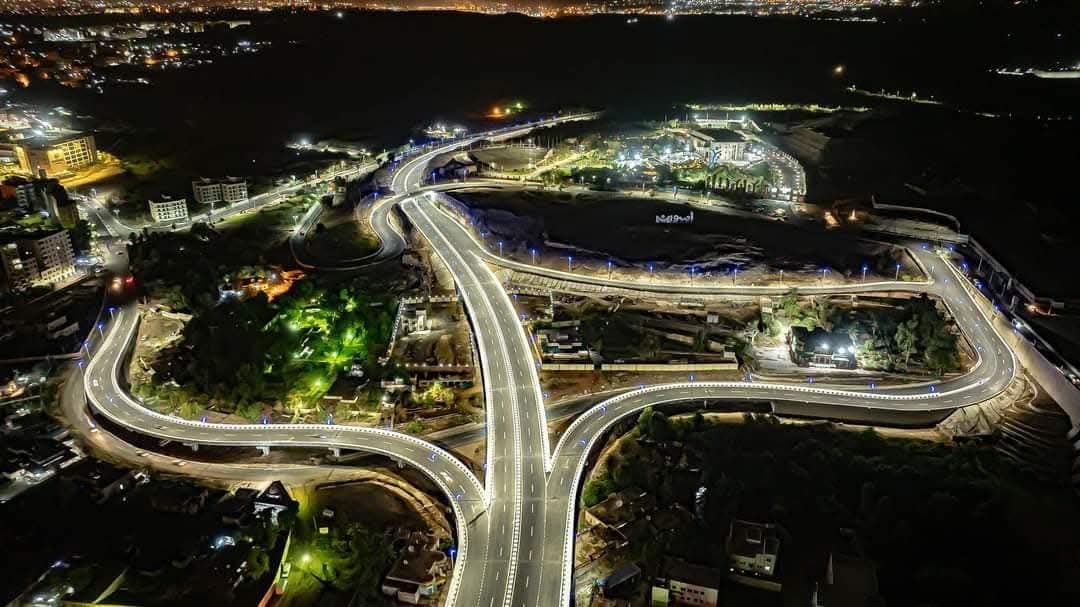 وزارة النقل: تنفيذ 56 محورا مروريا.. منها 22 فى الصعيد "صور"