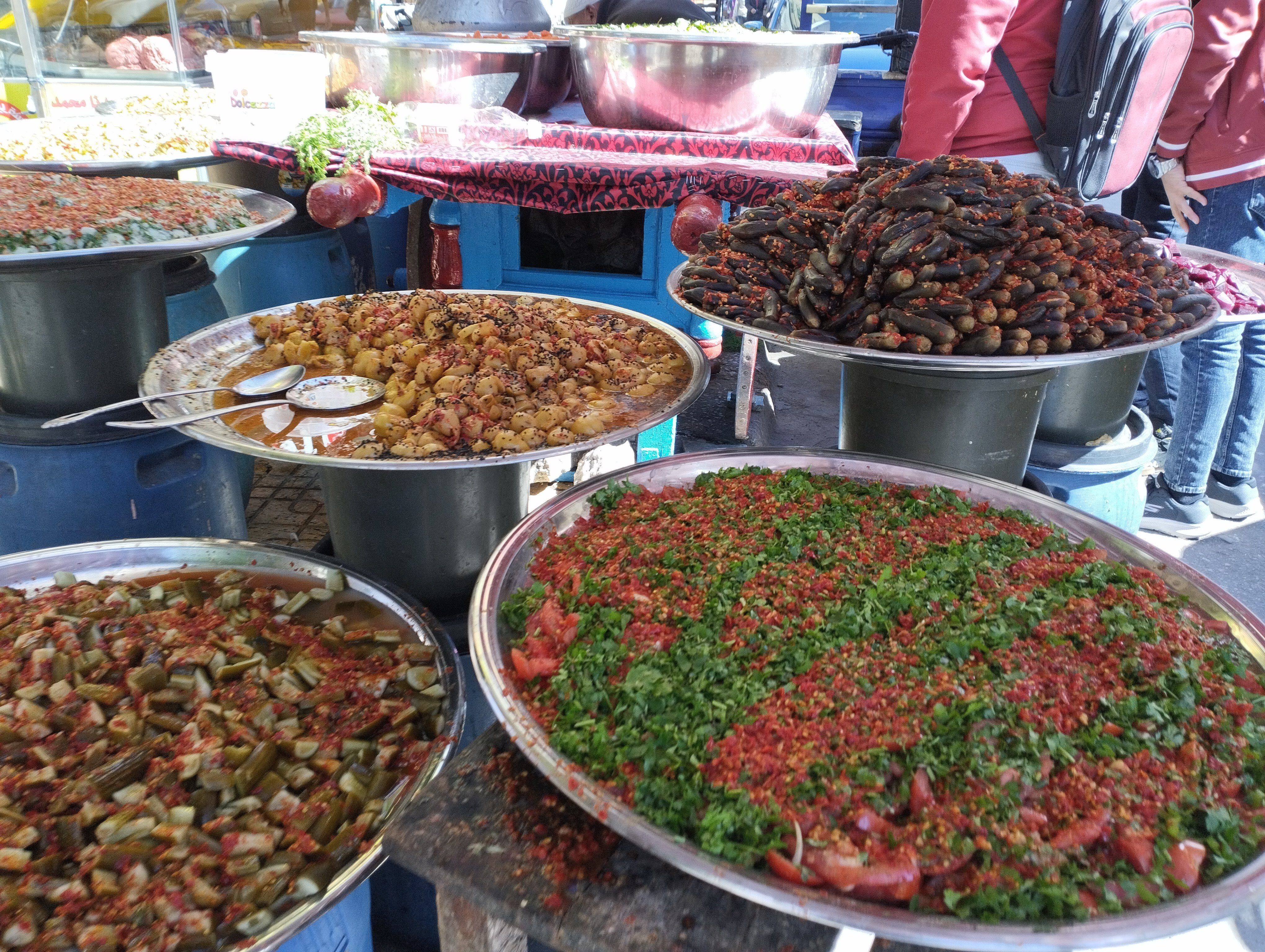 آخر تقاليع المخلل في رمضان.. مكرونة مخللة وفاصوليا ولوبيا.. فيديو