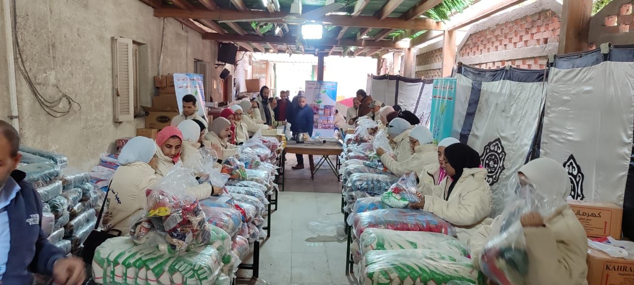 توزيع 50 ألف شنطة للأسر الأولى بالرعاية ضمن جهود التحالف الوطنى للعمل الأهلى