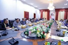 الحكومة اليمنية ترحب بهذه الدعوة وتعتبرها فرصة لاستقرار المنطقة