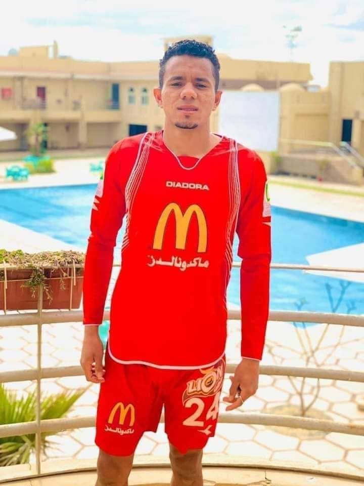 حكاية لاعب من الدرجة الثانية لدوري الأضواء والشهرة.. محمود زلاكة "الدولى"