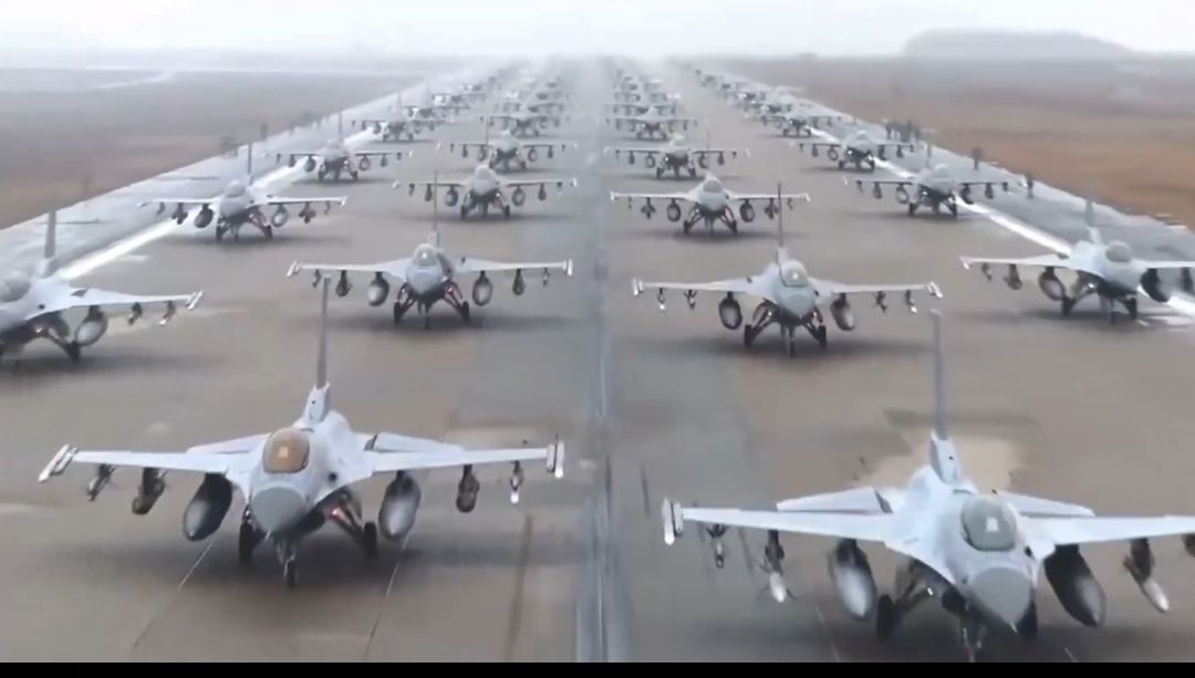 بعد يوم من مشادة البيت الابيض.. واشنطن تلوّح بتدخل عسكري في هذه الدولة