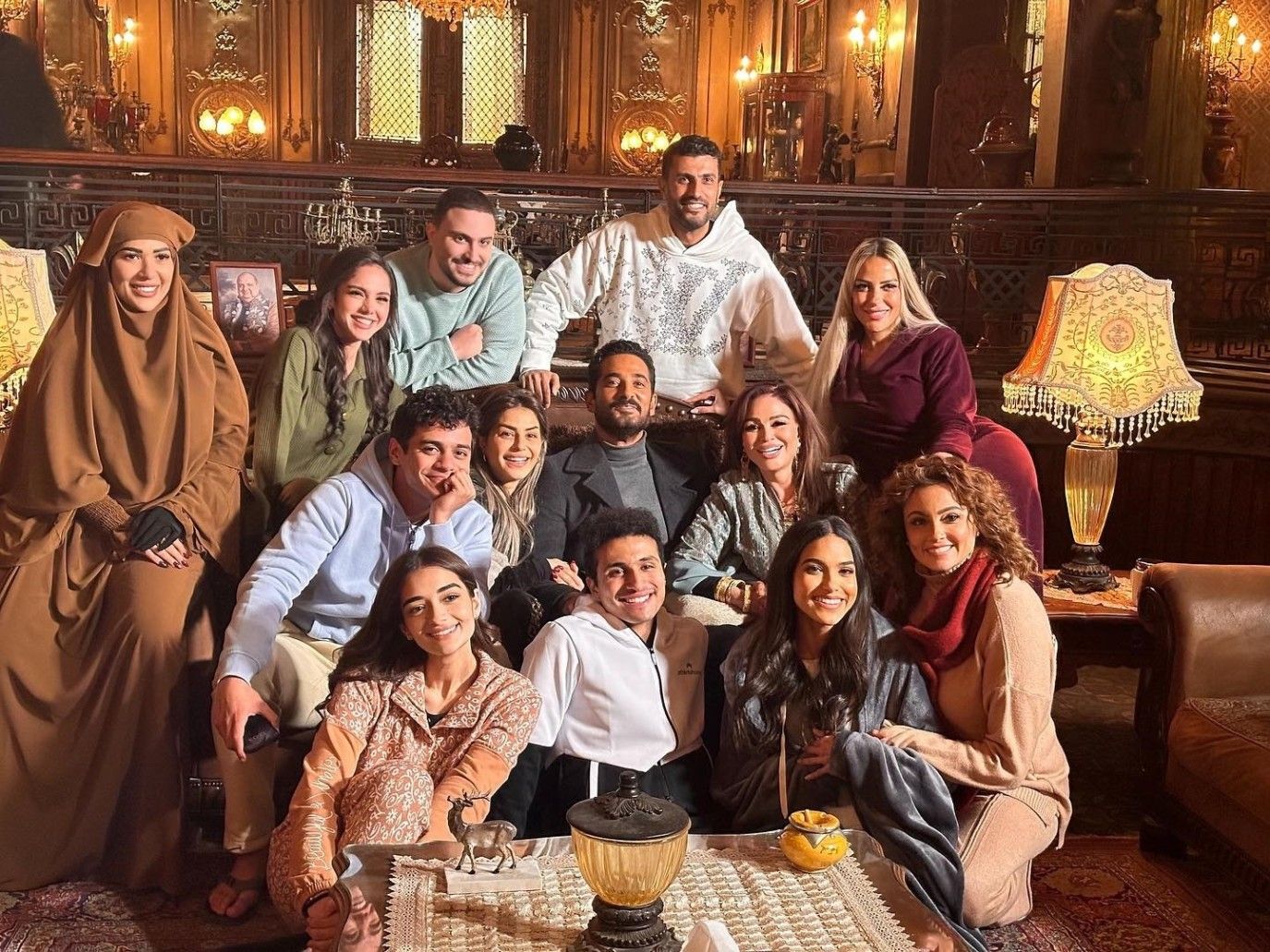 مسلسل سيد الناس الحلقة الأولى.. عمرو سعد يخرج من السجن ويبحث عن والدته