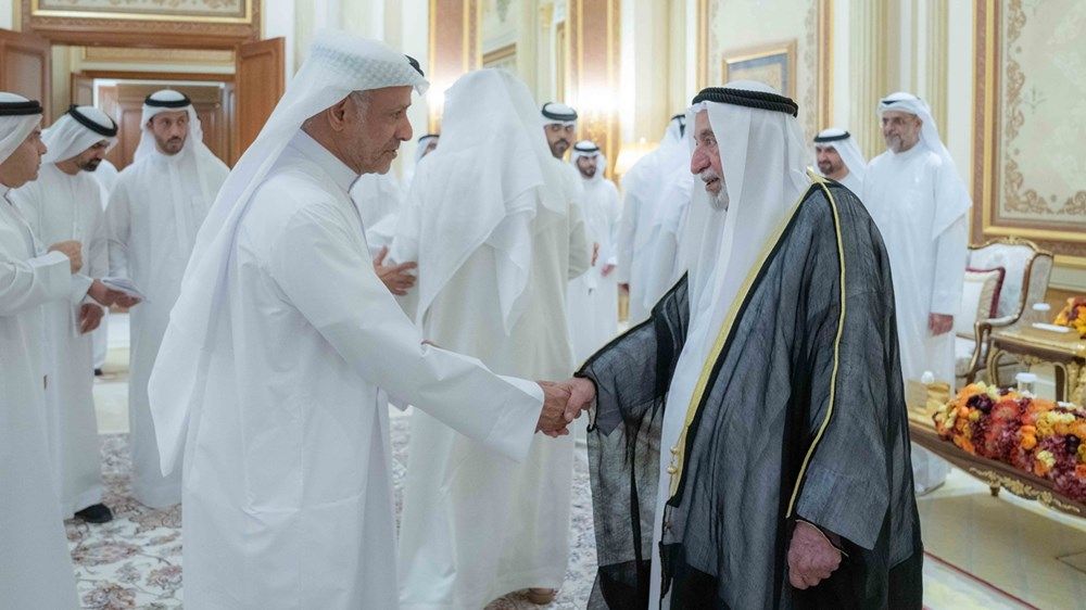 حاكم الشارقة يتقبل التهاني بشهر رمضان المبارك في قصر البديع العامر