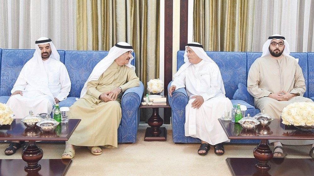 الحكام يتقبلون التهاني من الشيوخ والمسؤولين بشهر رمضان المبارك