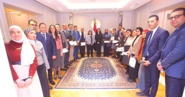 وزيرة التضامن تكرم فريق عمل مركز استقبال أبناء العاملين بديوان الوزارة بالعاصمة
