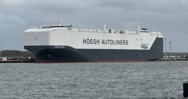 تكنولوجيا: وحش البحار.. أكبر ناقلة سيارات فى العالم تستوعب أكثر من 9000 سيارة