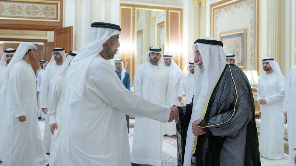 حاكم الشارقة يتقبل التهاني بشهر رمضان المبارك في قصر البديع العامر