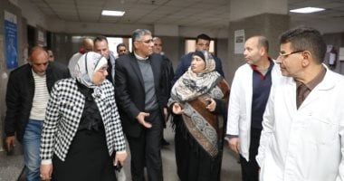 محافظ الجيزة يتفقد مستشفى الوراق المركزى فى زيارة مفاجئة.. ويستمع لشكاوى المرضى