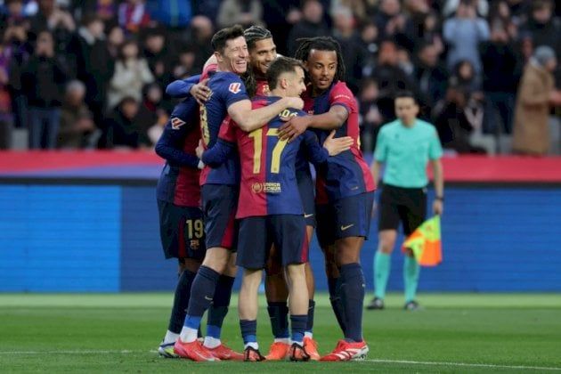 بطولة إسبانيا: برشلونة يستعيد الصدارة برباعية أمام سوسييداد المنقوص