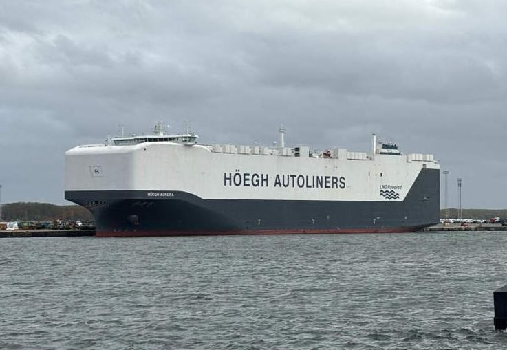 تكنولوجيا: وحش البحار.. أكبر ناقلة سيارات فى العالم تستوعب أكثر من 9000 سيارة