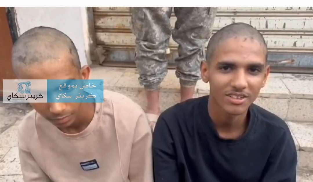 لن تصدق كيف تم عقابهم...اعتقال شبان قاموا برمي ركاب الباصات بالطماش بعدن "فيديو"