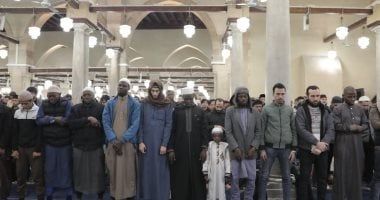 الجامع الأزهر يقيم التراويح بالقراءات المختلفة فى الليلة الثالثة لرمضان.. صور