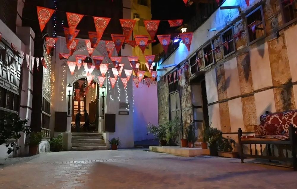 "المركاز" يجمع العائلات بعد الإفطار في أجواء رمضانية مميزة