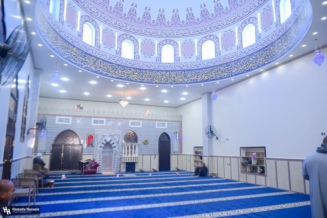 وزارة الأوقاف تفرش مساجد الجمهورية بأشكال جديدة من السجاد