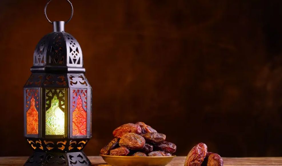 ماذا يحدث للجسم عند تناول ٣ ثمرات تمر على الإفطار؟