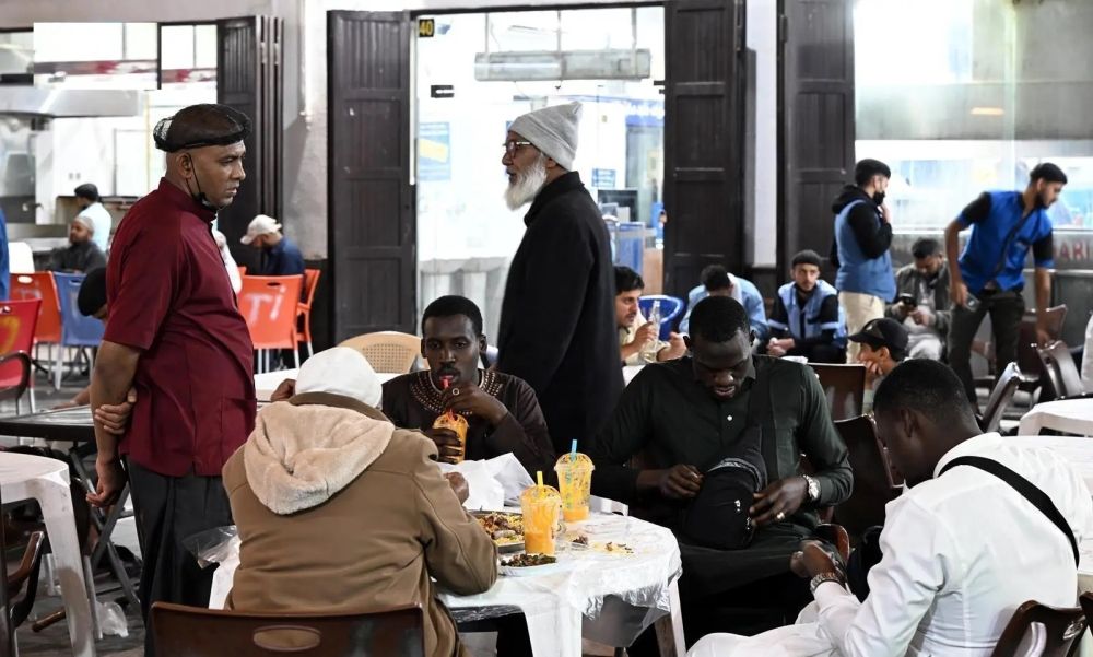 المدينة المنورة .. "سوق الطباخة" وجهة محبي الأكلات الشعبية في رمضان