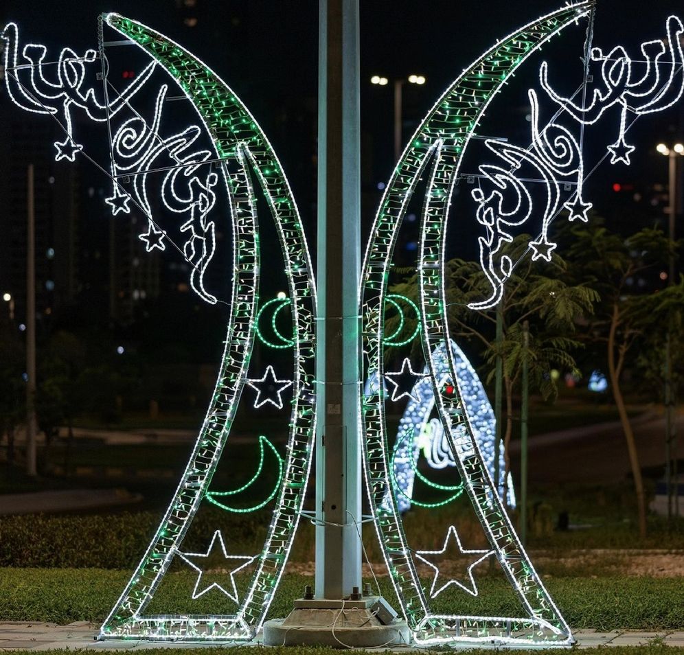 تزيين جزيرة أبوظبي والمدن الخارجية بـ4600 تشكيل ضوئي احتفاءً برمضان