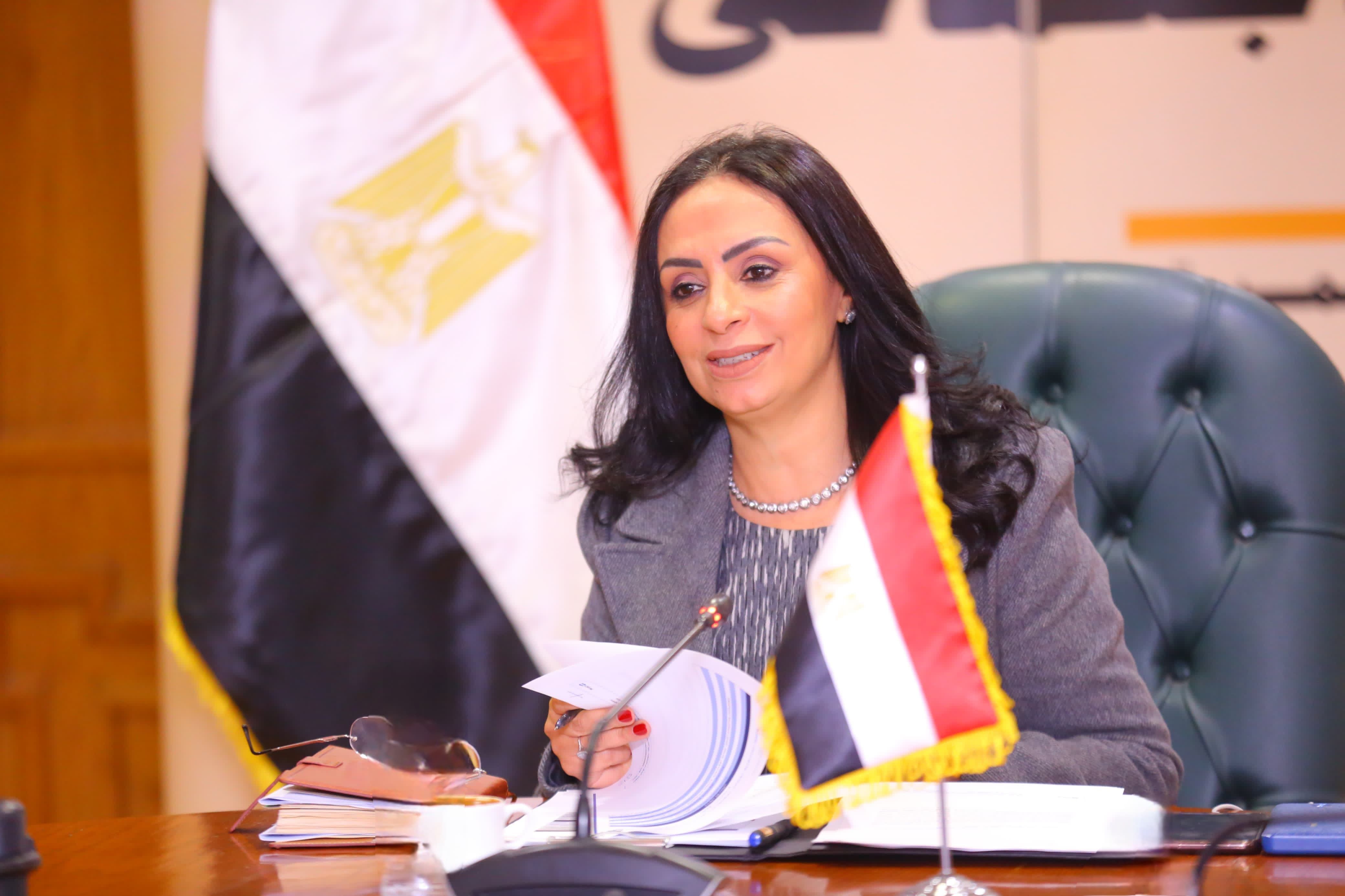 وزيرة التضامن تستعرض جهود دعم مشروعات الجمعيات والمؤسسات الأهلية