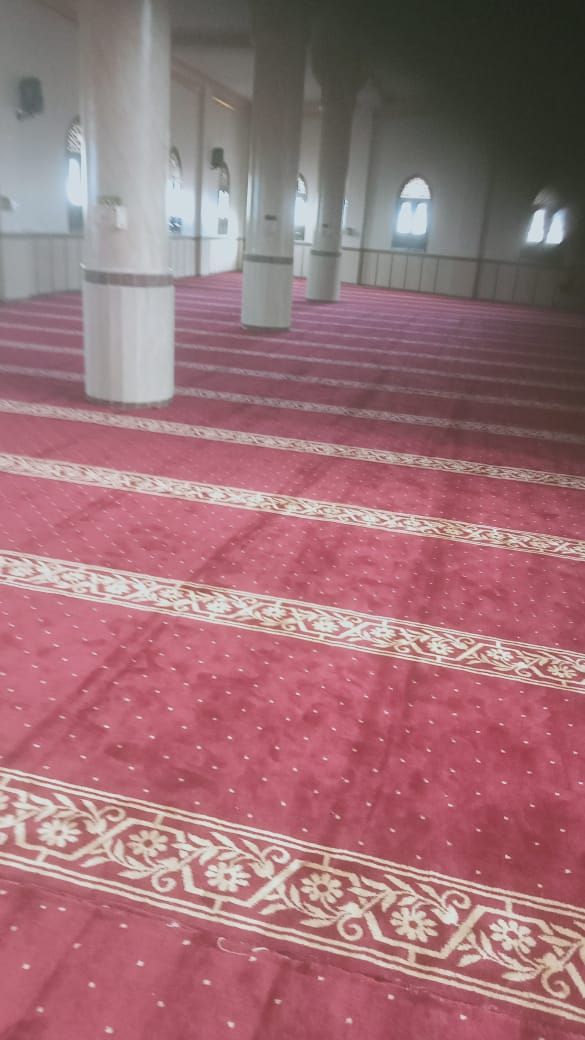 وزارة الأوقاف تفرش مساجد الجمهورية بأشكال جديدة من السجاد