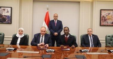 وزير العمل يشهد اتفاق تعاون مع "إبدأ" لتطوير منظومة التدريب المهنى