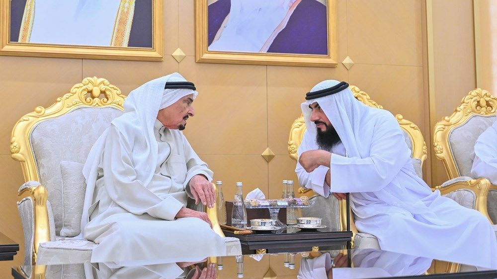 حاكم عجمان وولي عهده يستقبلان المهنئين بشهر رمضان المبارك
