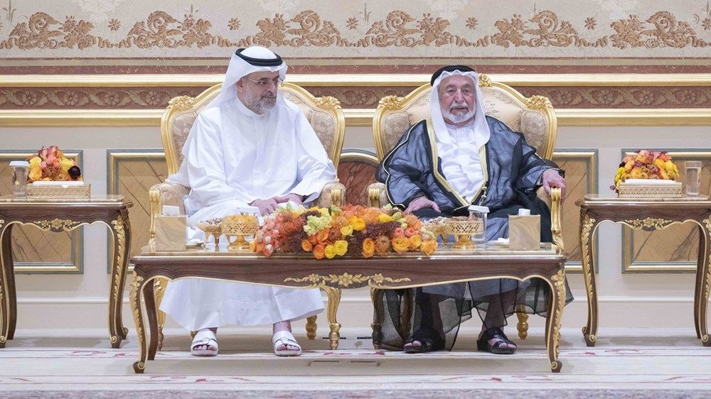 حاكم الشارقة يستقبل المهنئين بشهر رمضان المبارك في قصر البديع