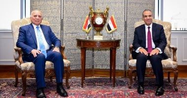 وزير الخارجية يؤكد ضرورة تبنى عملية سياسية شاملة تضم كل السوريين