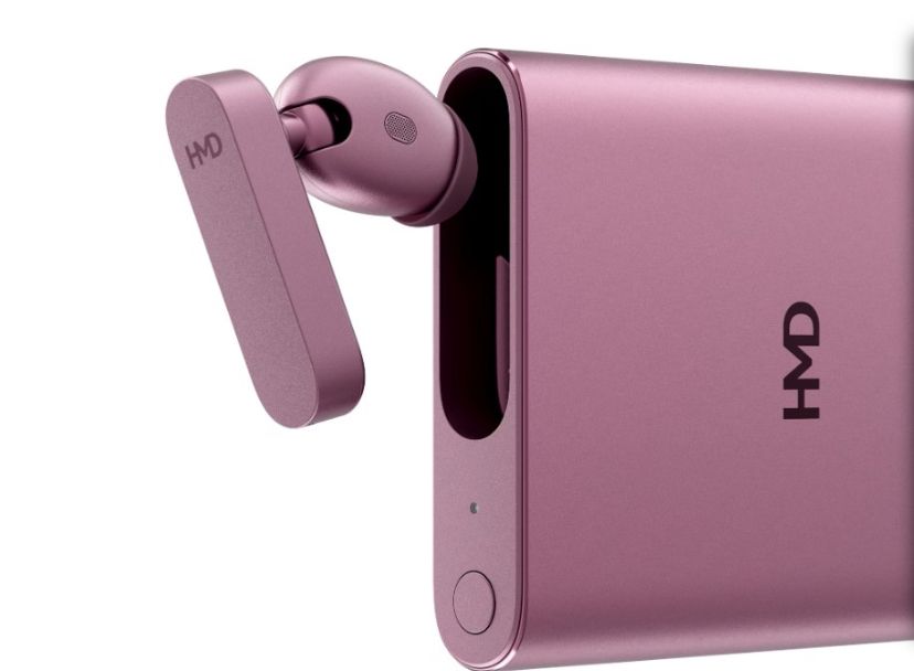 تكنولوجيا: HMD تكشف عن Amped Buds: سماعات لاسلكية بحافظة شحن تعمل كبنك طاقة #MWC25