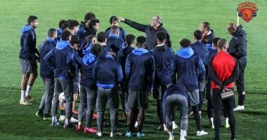 على ماهر يعقد جلسة مع لاعبى سيراميكا قبل الاستعداد لبيراميدز بالدورى
