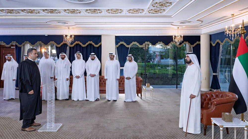 أمام محمد بن راشد.. 34 قاضياً جديداً في محاكم دبي يؤدون اليمين القانونية