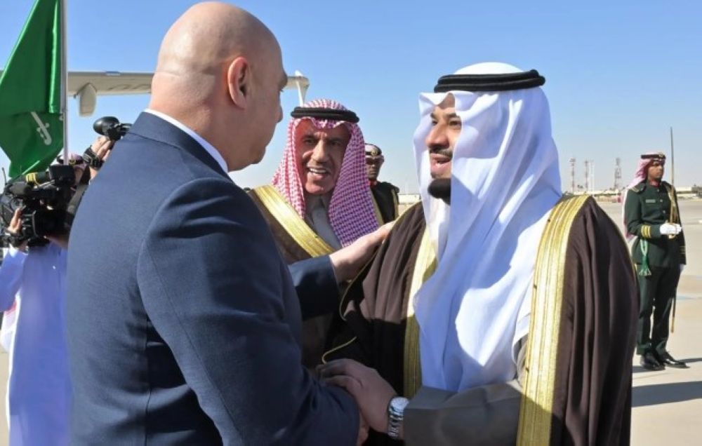 زيارة رئيس لبنان.. تقدير لمكانة المملكة وثقلها ودورها المحوري