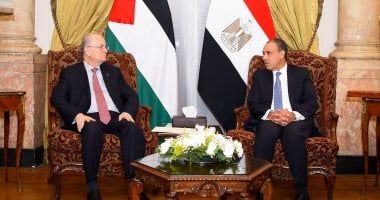 وزير الخارجية والهجرة يستقبل رئيس الوزراء وزير خارجية فلسطين