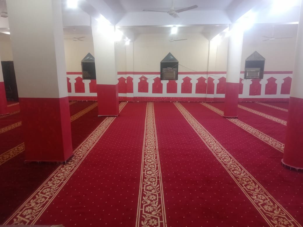 وزارة الأوقاف تفرش مساجد الجمهورية بأشكال جديدة من السجاد