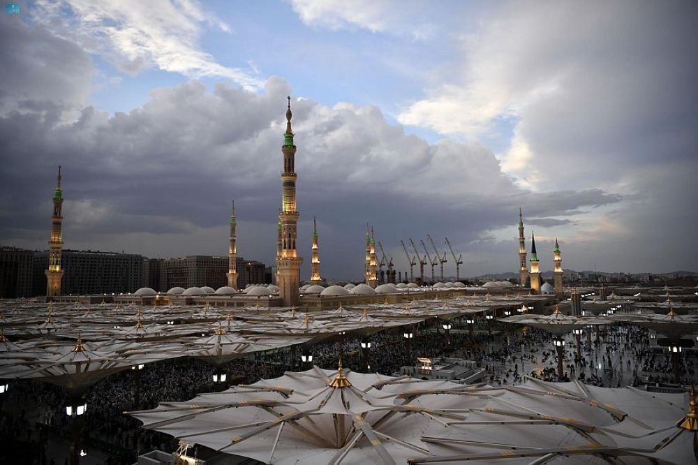 "الأرصاد" يحذر من أمطار وتساقط للبرد على المدينة المنورة