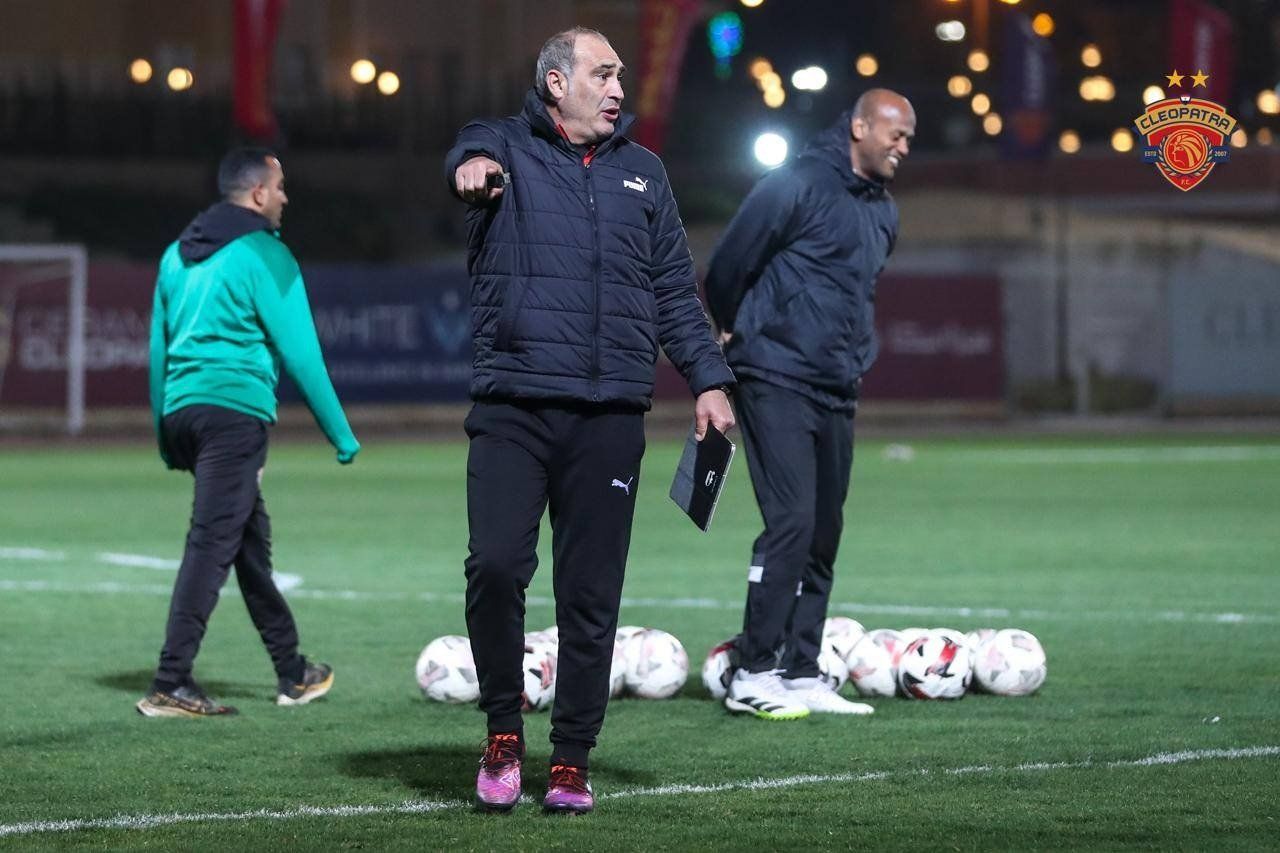 على ماهر يعقد جلسة مع لاعبى سيراميكا قبل الاستعداد لبيراميدز بالدورى