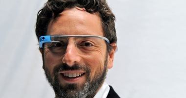 تكنولوجيا: سيرجي برين يدعو موظفي جوجل للعمل 60 ساعة أسبوعيًا من المكتب