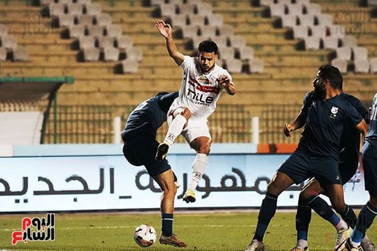 الزمالك يضغط بقوة وسط دفاع منظم من إنبى فى أول 15 دقيقة.. صور