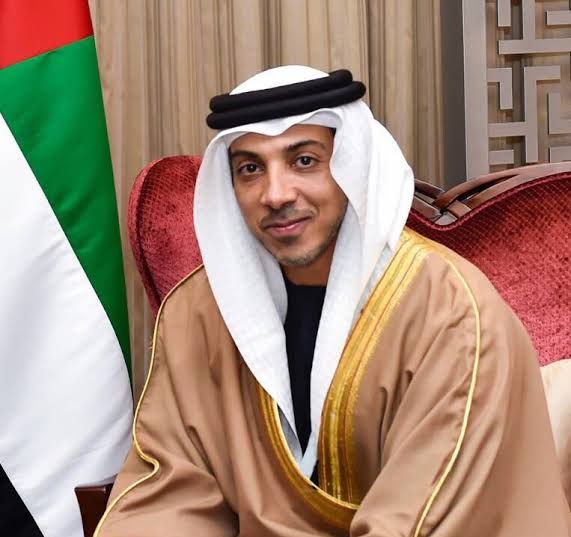 الامارات | نيابة عن رئيس الدولة.. منصور بن زايد يصل القاهرة للمشاركة في القمة العربية غير العادية