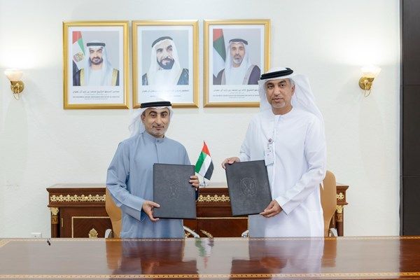 شراكة بحثية بين جامعة الإمارات و"بلدية العين"