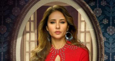 نيللى كريم تشيد بصناع عمل مسلسل أشغال شقة جدا